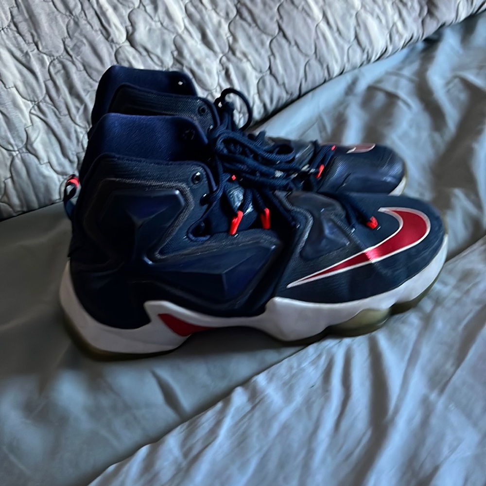 NIKE LEBRON 13 XIII Men’s SZ 10 Independence Day Navy/White/Red 807219-461